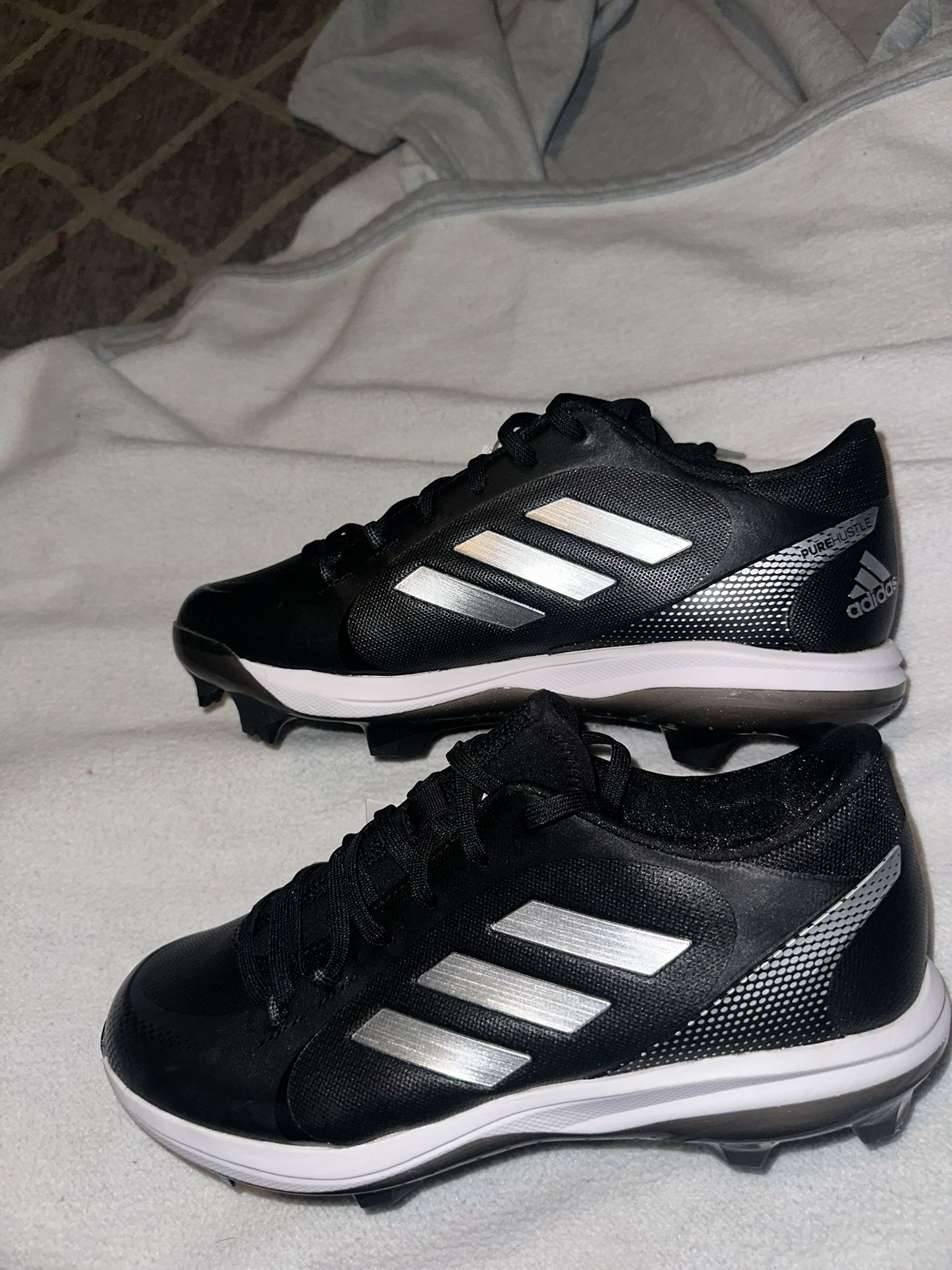 PUREHUSTLE 2 TPU CLEATS