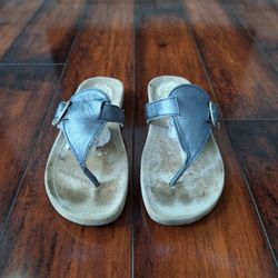 UGG Women's Gypsy Sandals Size 9