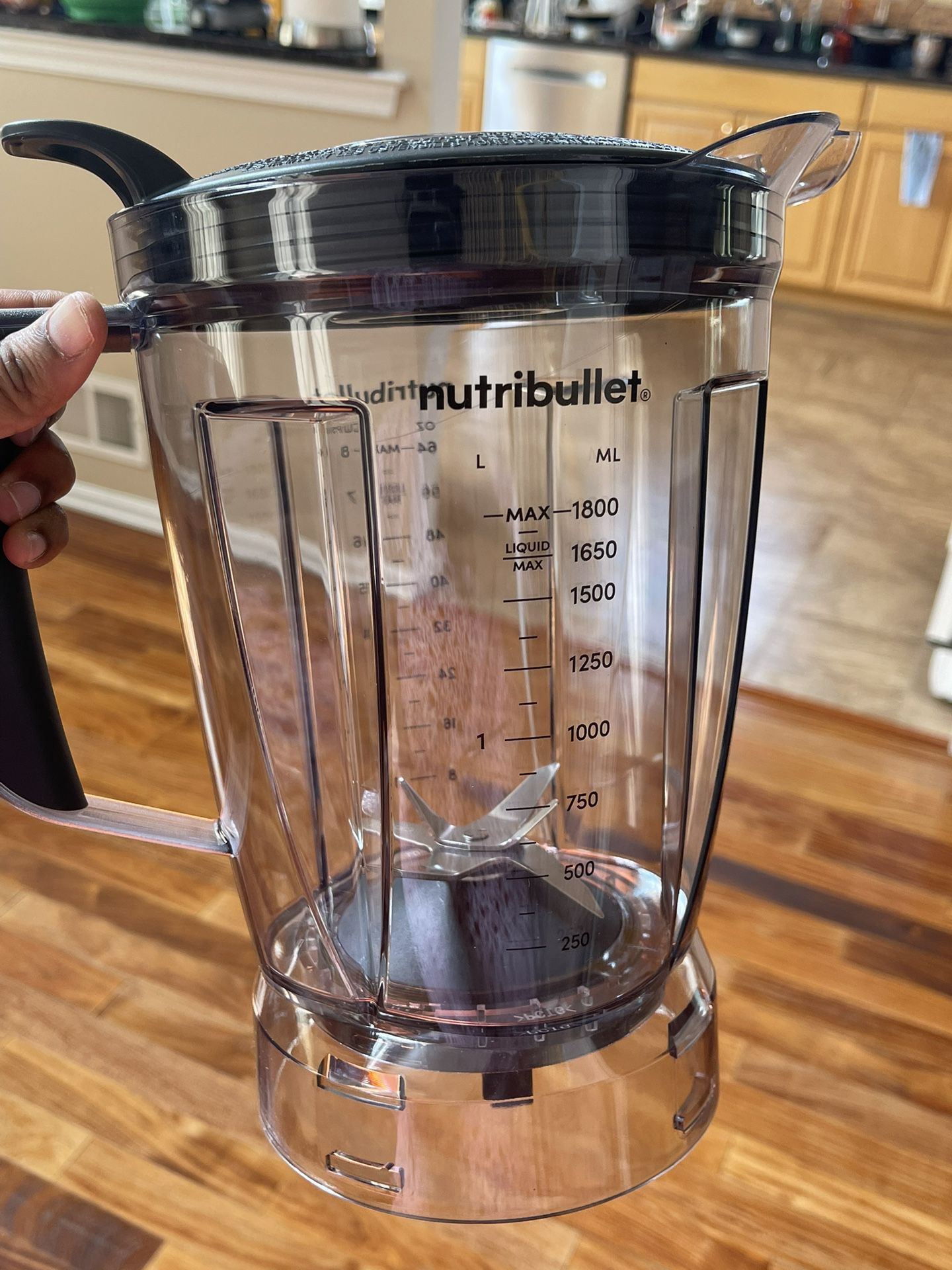 NutriBullet 8-Piece Nutrition Extractor Blender Juicer, NBR-8 Nutri Bullet  Blend for Sale in Wilmington, DE - OfferUp