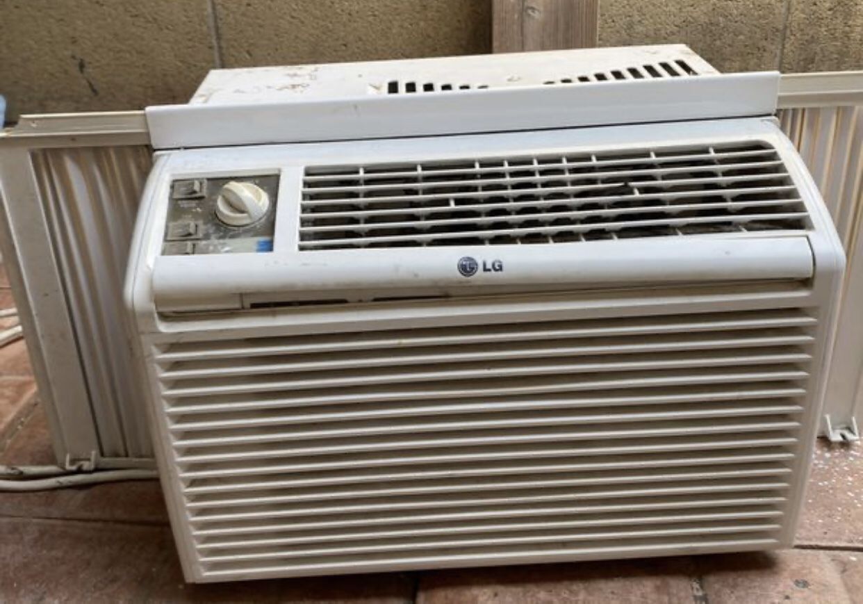 Lg air conditioner (5000 BTU)