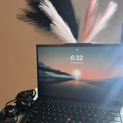 Lenovo ThinkPad T14s Gen 6  ***OPEN TO TRADES***