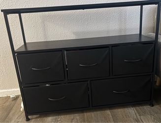 dresser/tv stand