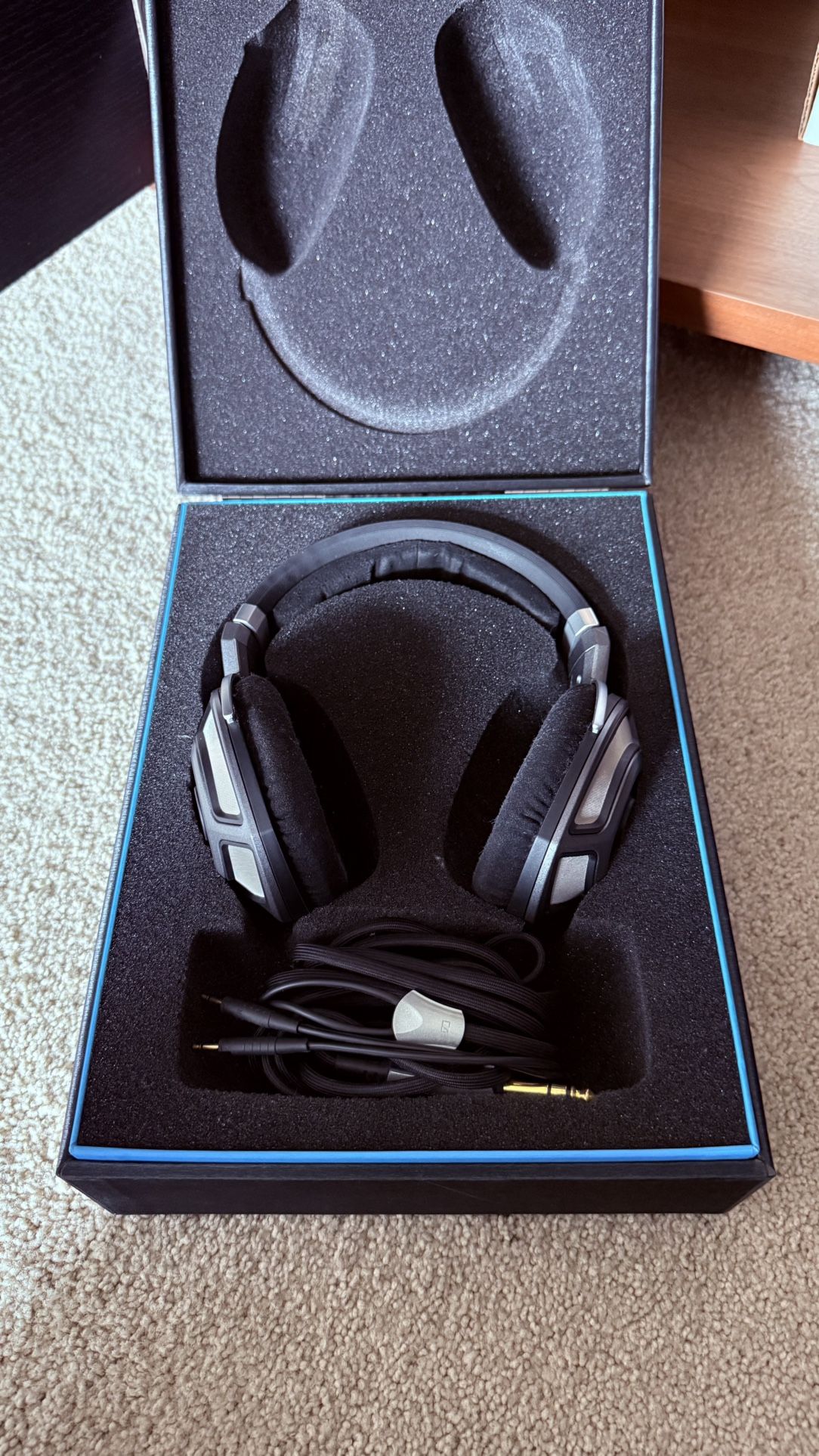 Sennheiser HD700
