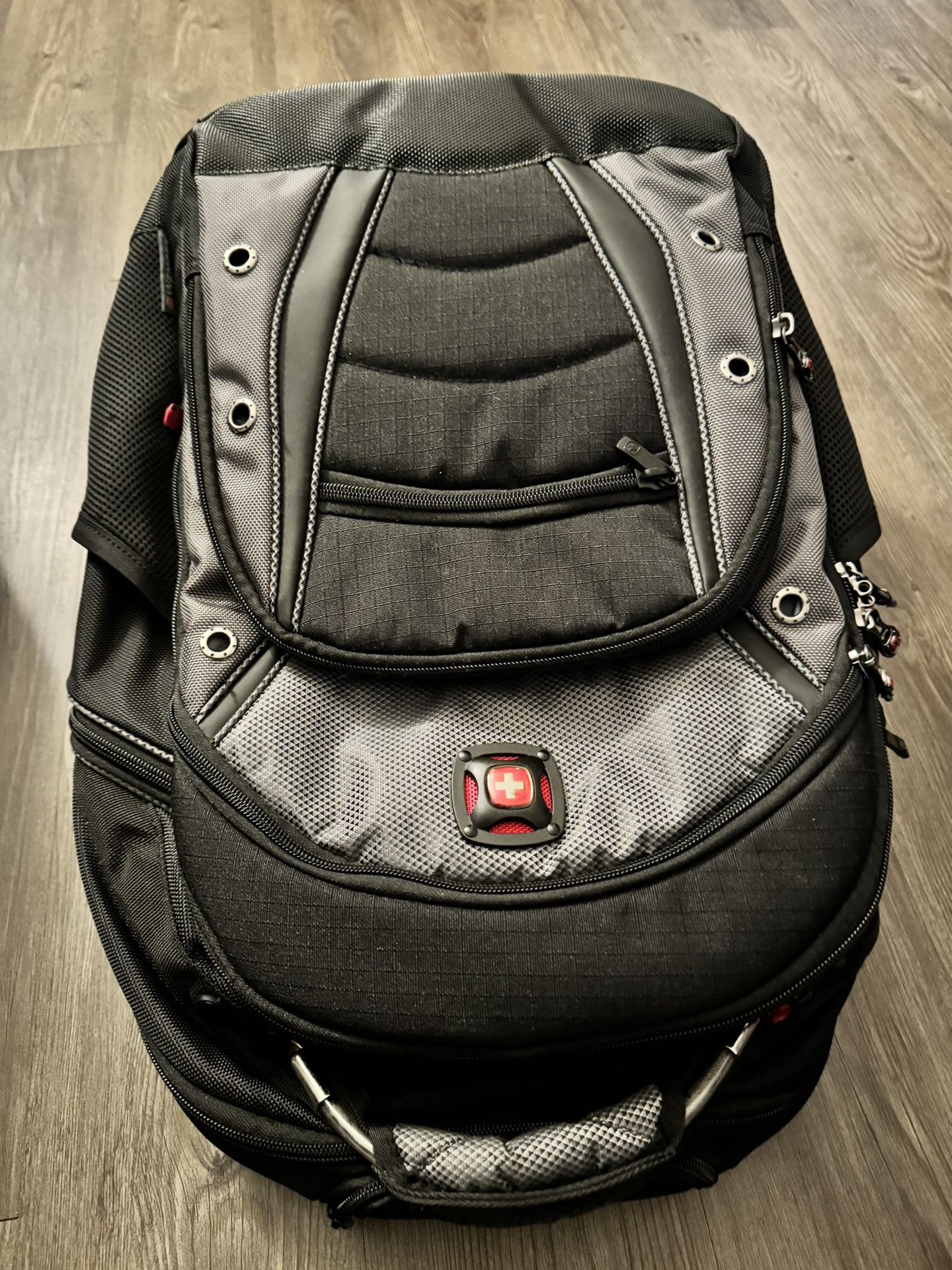 Wenger Synergy Travel Backpack With Wheels 