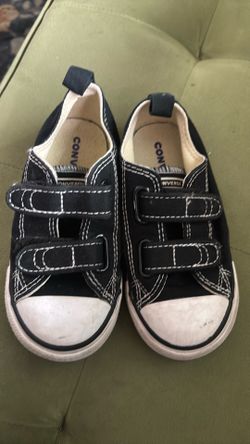 Toddler converse size 8