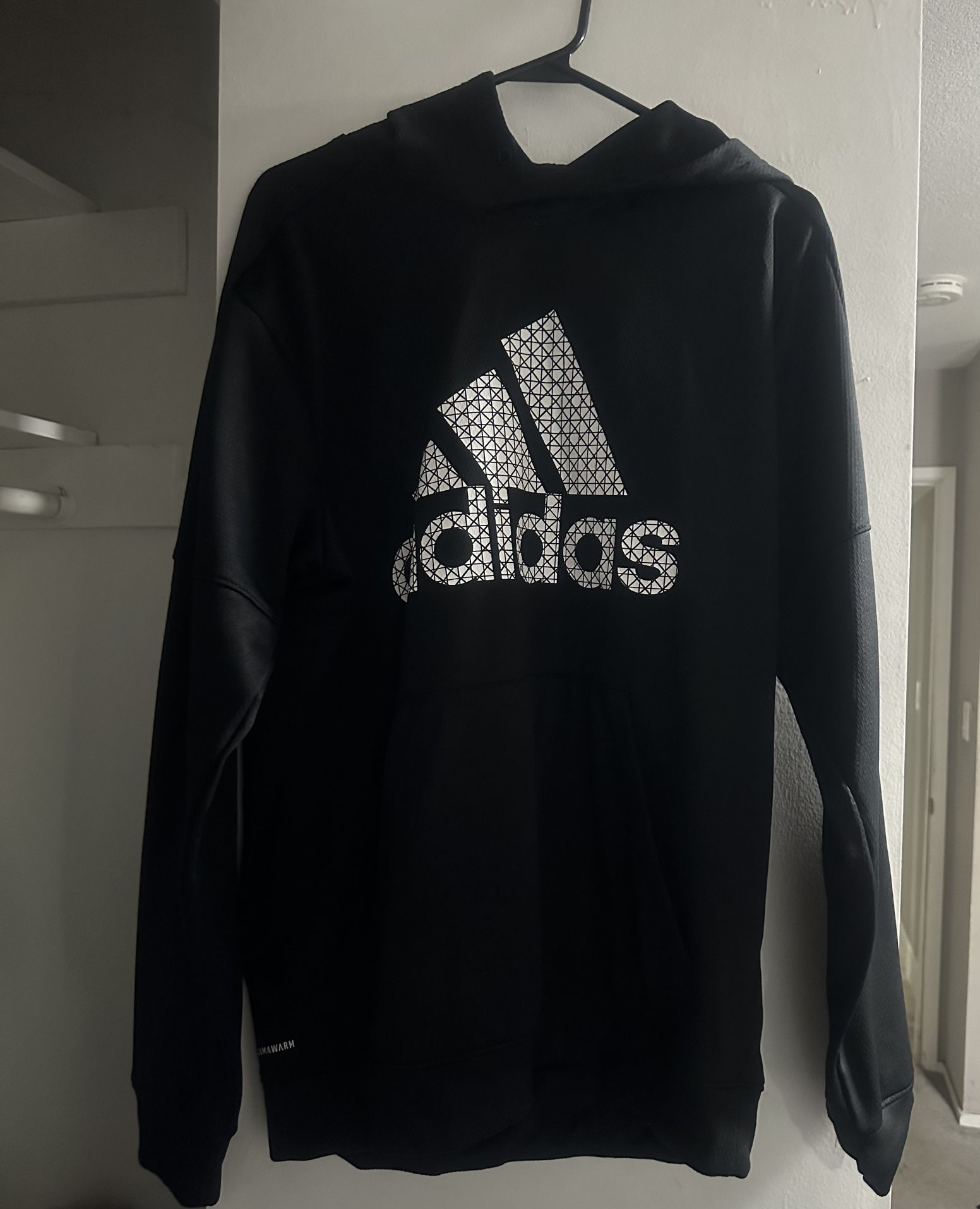 MENS L ADIDAS SWEATER