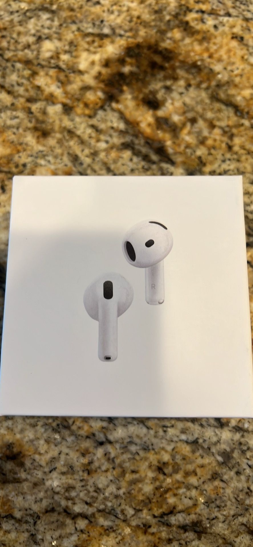 Wireless earbuds