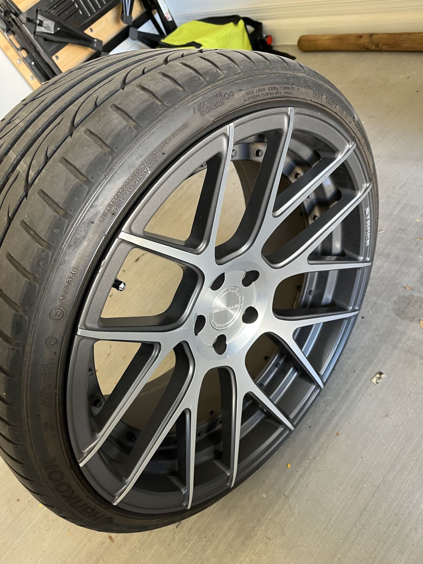 Stance SC8 20x10 +35 5x112 And Tire Set