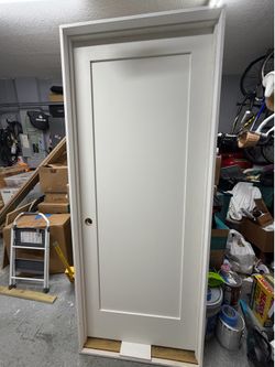 Prehung door solid shaker door
