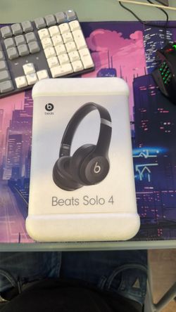 Beats Solo 4 NEW unopened