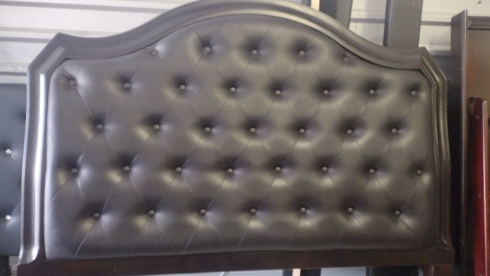 Tengo Cama Queen En Buenas Condiciones