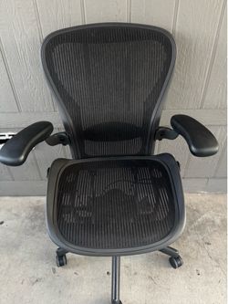 Herman Miller Aeron Chair Size C