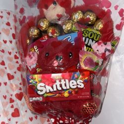 Valentines Signs With Plushy Chocolates/candy 