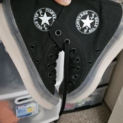 Converse Black