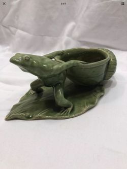 Antique French Clement Massier (1846-1917) Majolica Frog & Snail Shell. 8” long. Holiday gift. Collector piece. lli