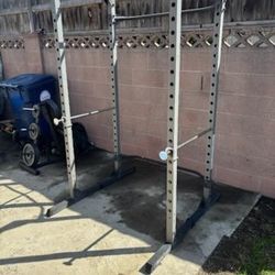 Power Rack (Gym) & Weight Set