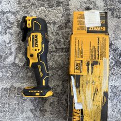 DEWALT ATOMIC 20V MAX Cordless Brushless Oscillating Multi Tool (Tool Only)
