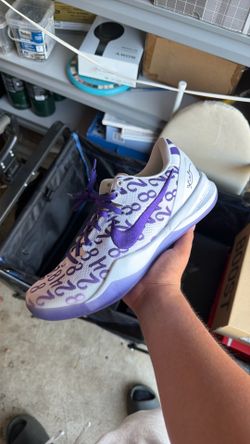 Kobe 8 Court Purple
