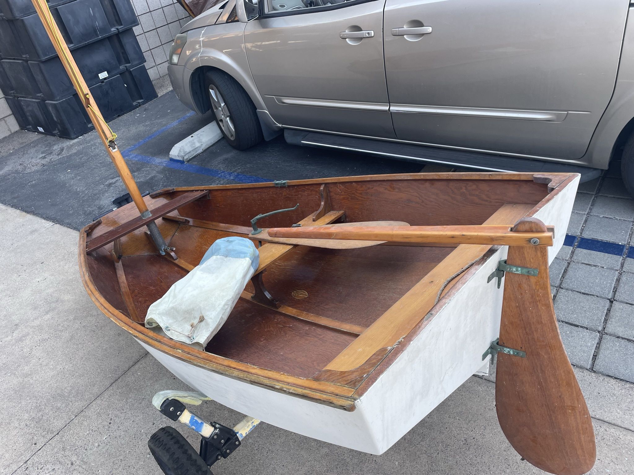 Sabot Sailing Dinghy