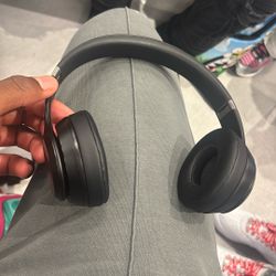 Beats Solo 4