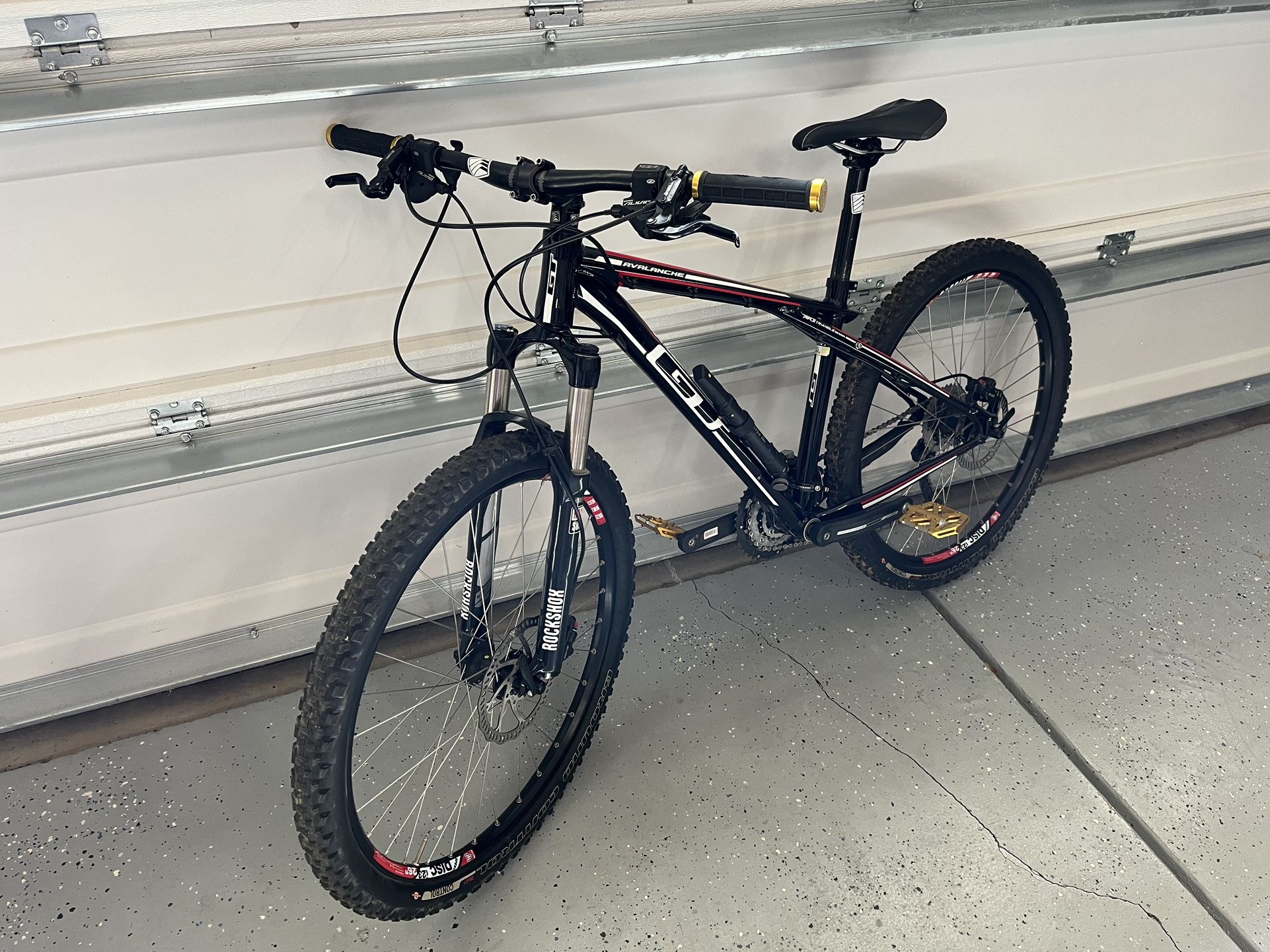 GT Avalanche Men’s 26” MTB - S Frame Size