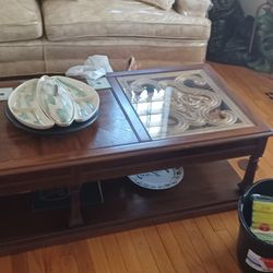 Coffee Table With 2 End Tables