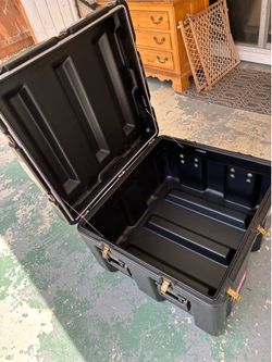 Pelican tote