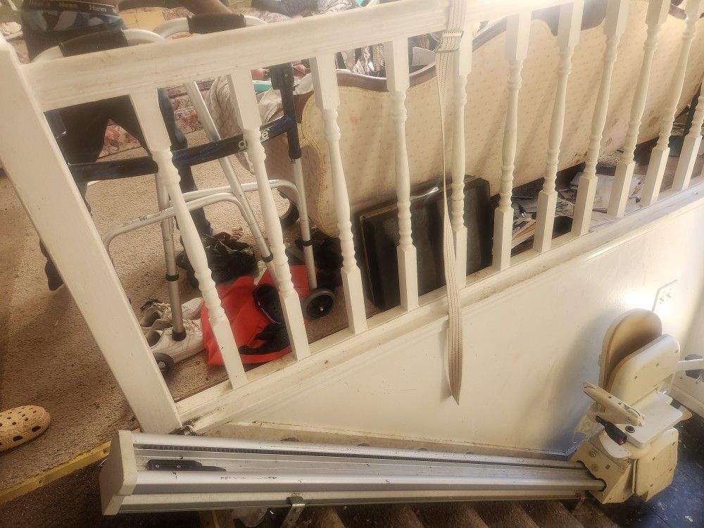 Chair Lift ... Set Of 2.. Make An Offer