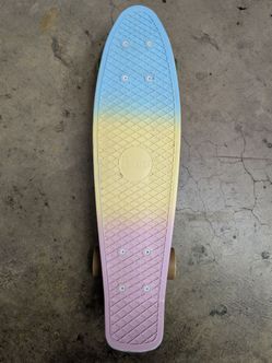 Penny 22in Pastel Candy Cruiser