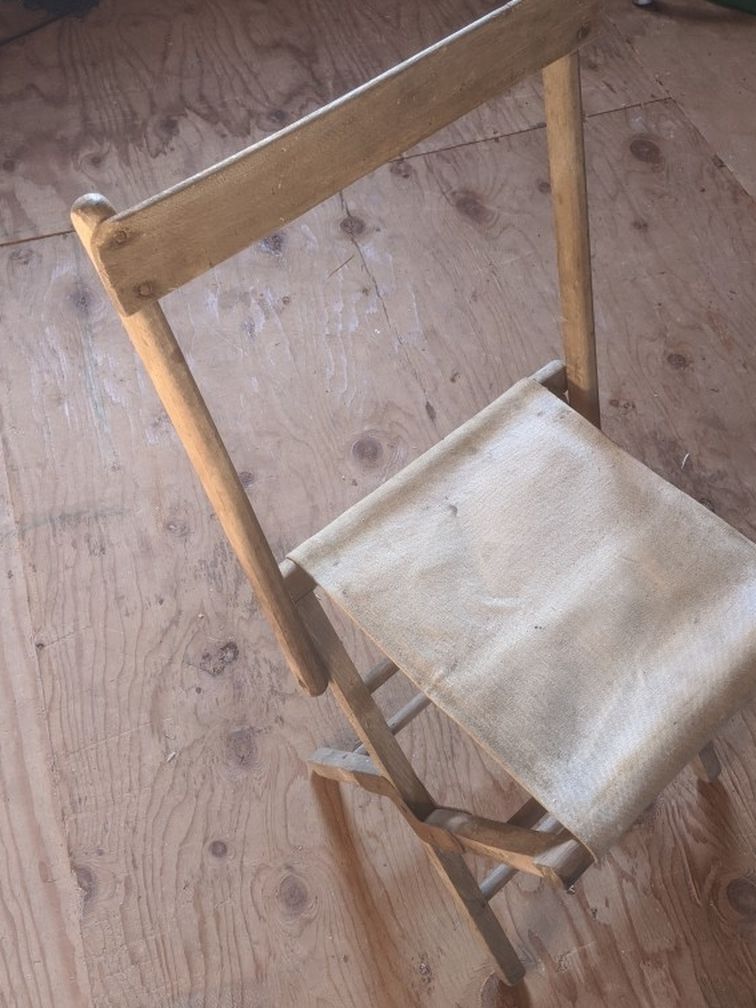 Antique Head Coach Seat