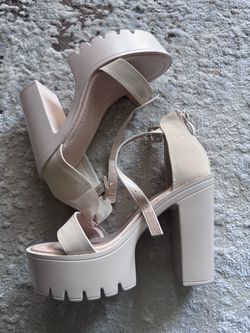 Beige shoes