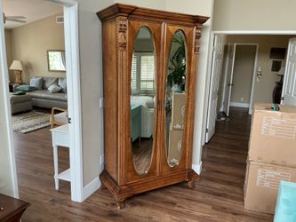 Armoire