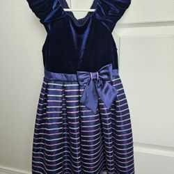 Beautiful dress size 5