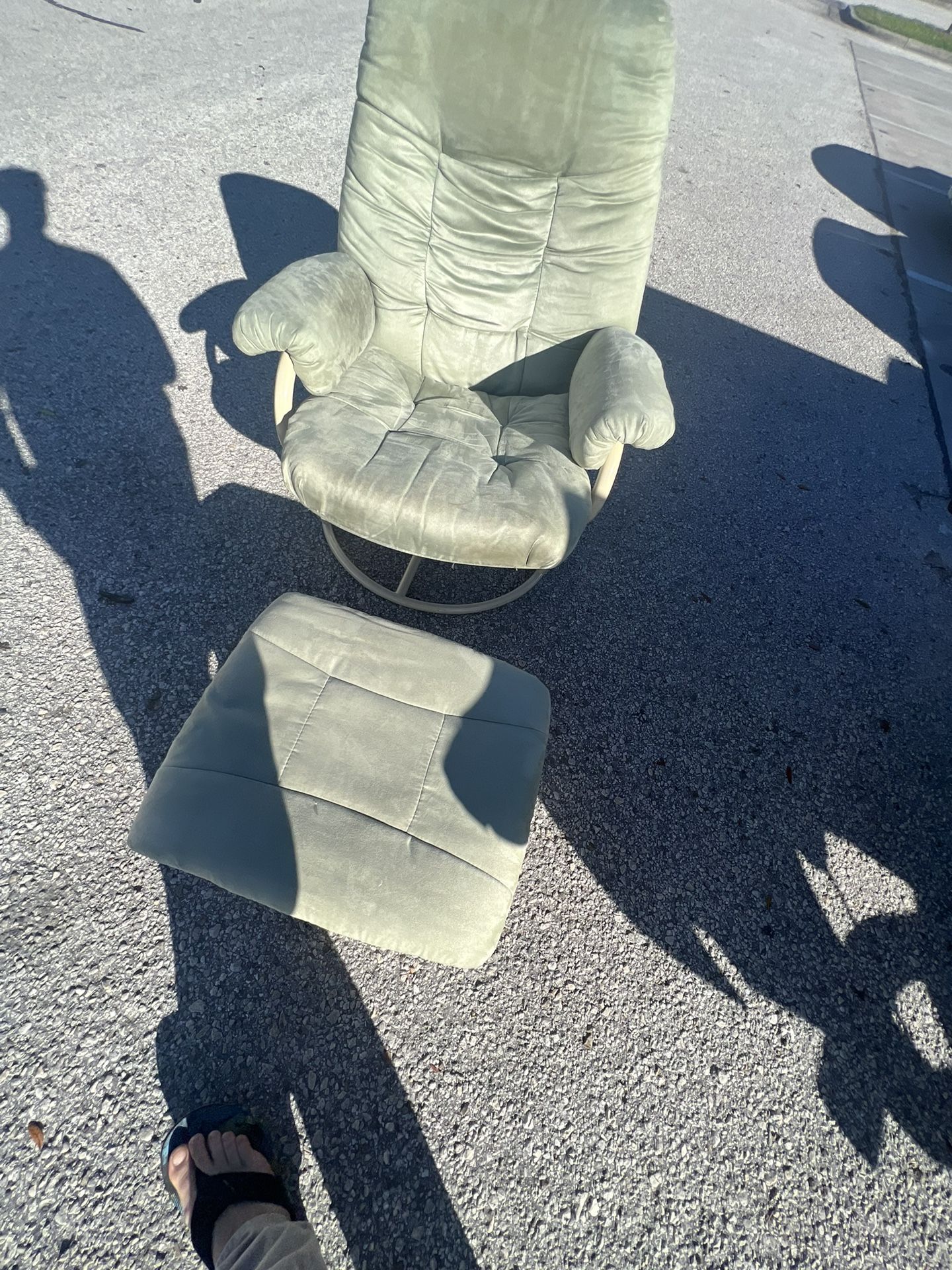 Recliner With Foot Rest