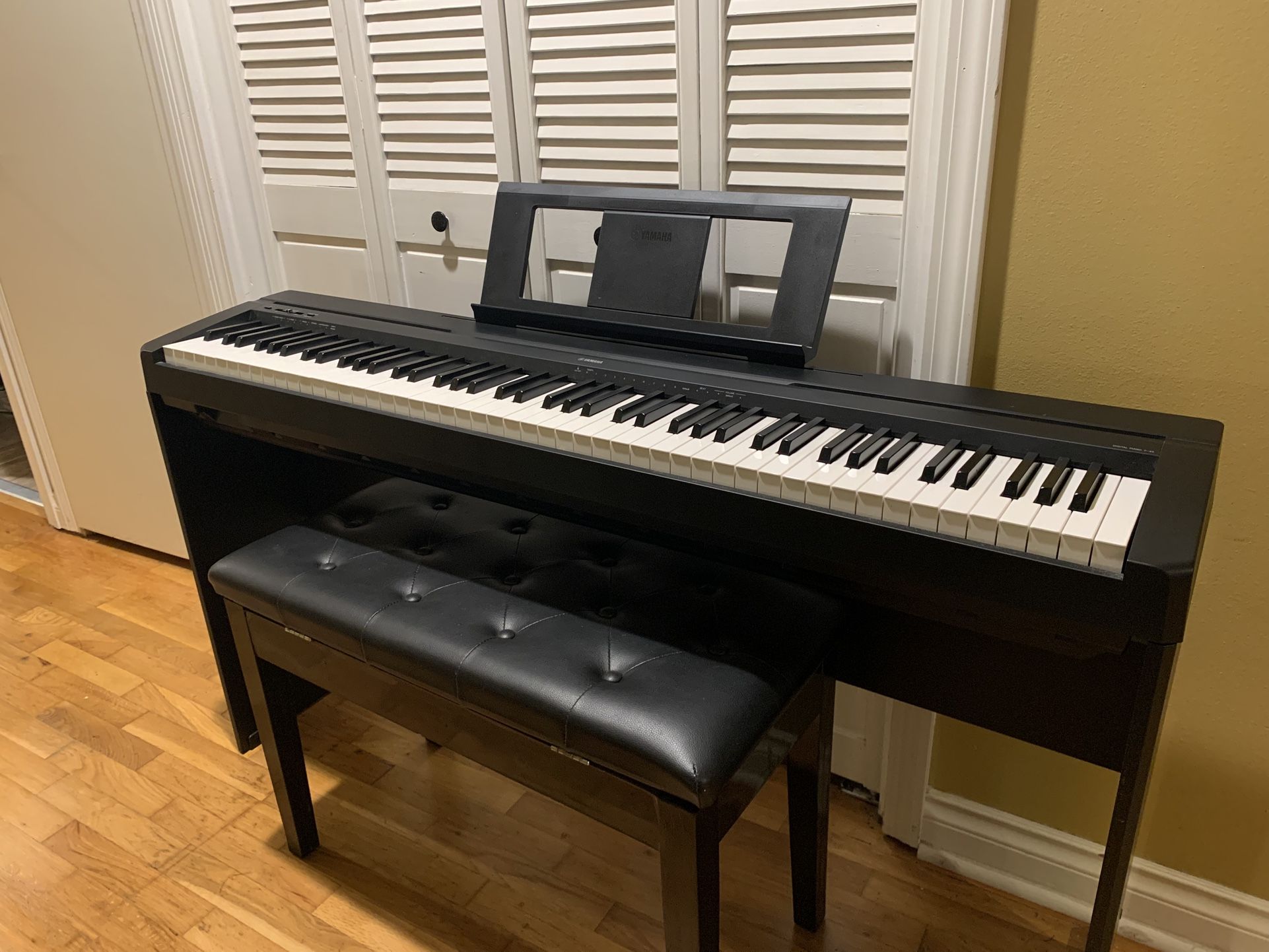 Yamaha Digital Piano P45 with bench and cover 