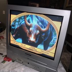 Magnavox 20in dvd combo TV