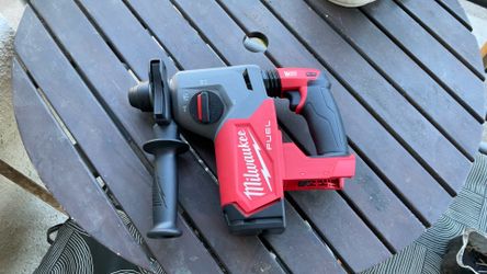 Milwaukee Rotary Hammer drill