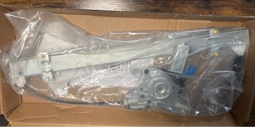 YHTAUTO Front Power Window Regulator New In Box