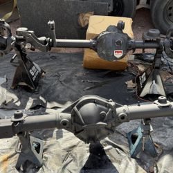 Jeep JK Axles (2007-2017) D44 & D30