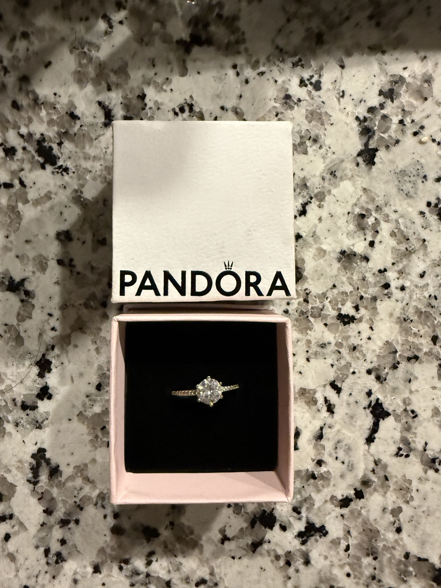 Pandora Ring