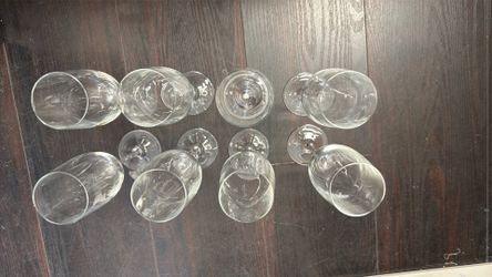 I am selling this 8 wine glass brand new