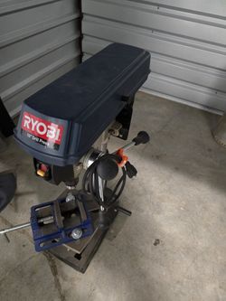 Ryobi 10" Drill Press With Vice Attachment