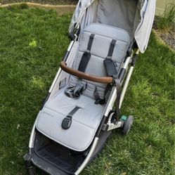 UPPAbaby Minu V2 Stroller + Travel Bag