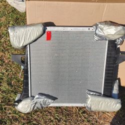 2001 Ford Ranger 4cylinder  Radiator  