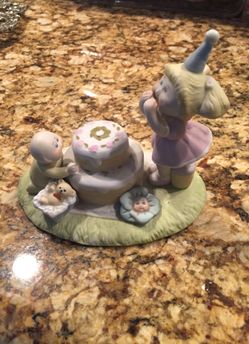 Cabbage patch figure
