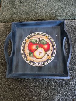 Country-style wooden serving tray