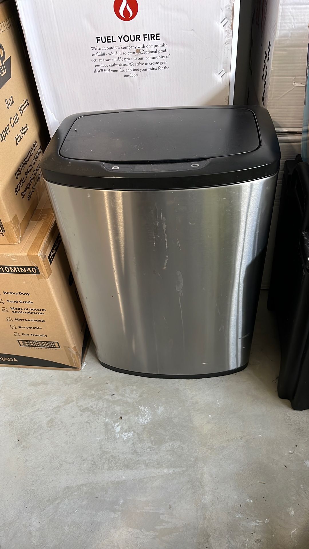 Trash Can 