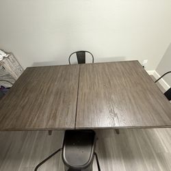 Dining Room Table 