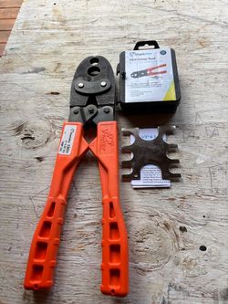 SharkBite Pex Crimp Tool
