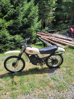 1979 Yamaha MX175
